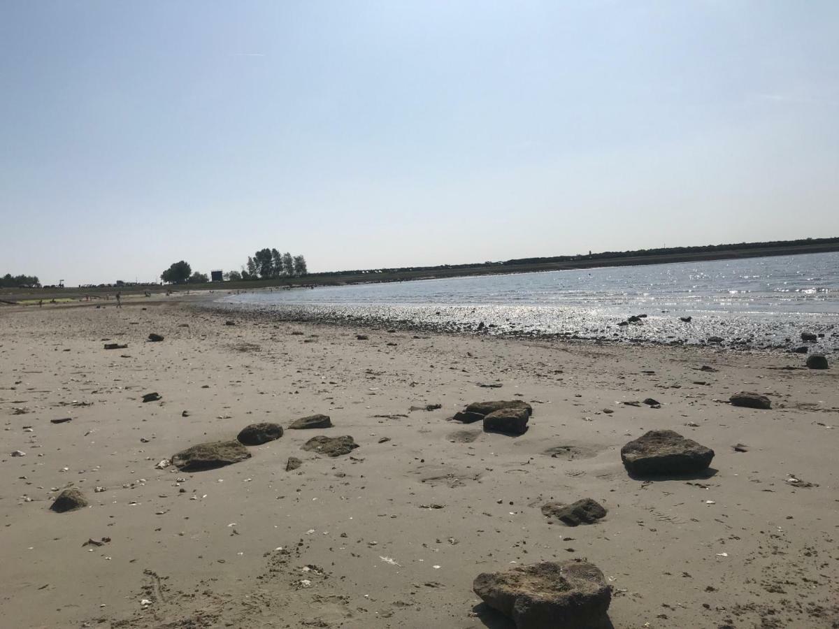 Bungalow Aan De Thoolse Kust Poortvliet Kültér fotó